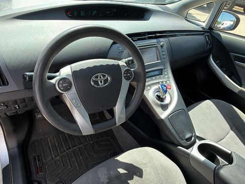 Used 2014 Toyota Prius Two image 24