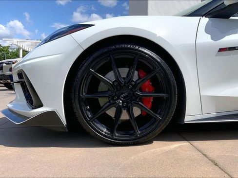 Used 2022 Chevrolet Corvette Stingray Preferred Conv w/ Z51 Performance Package RWD image 8