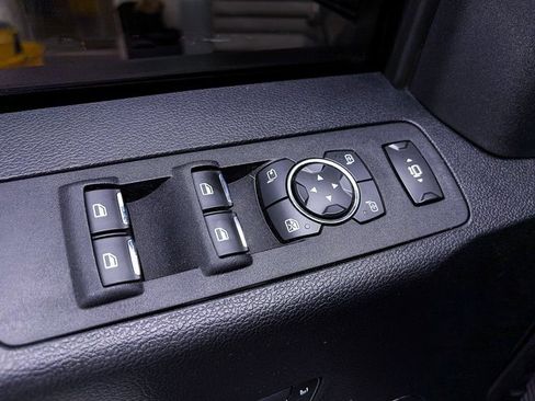 Used 2020 Ford F250 Lariat image 12