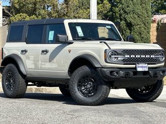New 2026 Ford Bronco Badlands AWD/4WD video 2