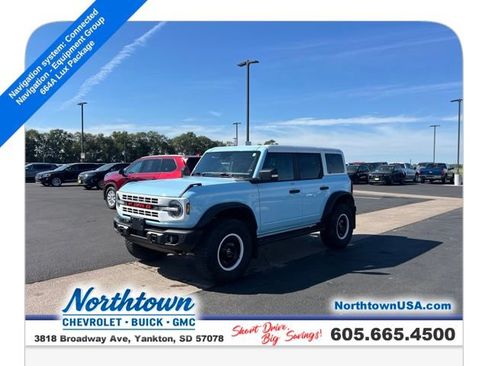 Used 2023 Ford Bronco Heritage Edition AWD/4WD image 1