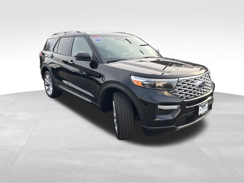 Used 2022 Ford Explorer Platinum w/ Equipment Group 601A image 8