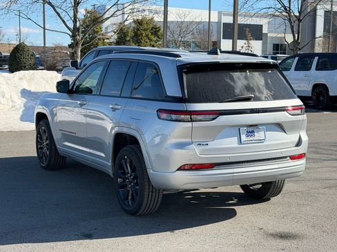 New 2026 Jeep Grand Cherokee Limited image 9