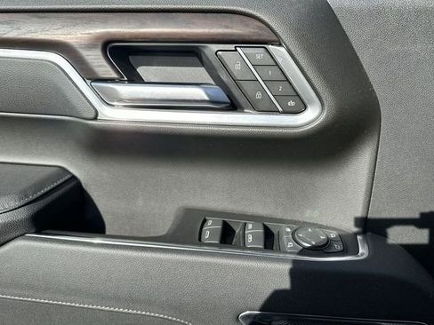 Used 2025 GMC Sierra 1500 SLT w/ SLT Premium Plus Package image 20