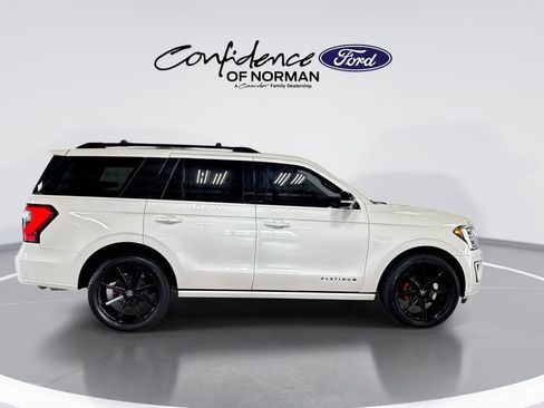 Used 2019 Ford Expedition Platinum AWD/4WD image 10