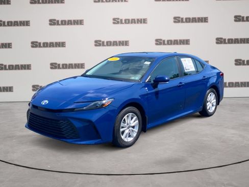 Used 2025 Toyota Camry LE w/ Convenience Package AWD/4WD image 1