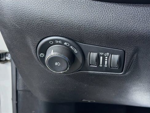 Used 2024 Jeep Compass Limited AWD/4WD image 12
