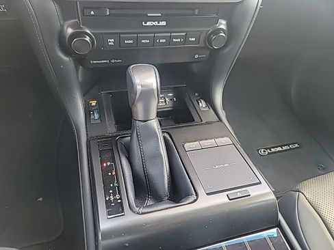 Used 2022 Lexus GX 460 Premium w/ Premium Package AWD/4WD image 18
