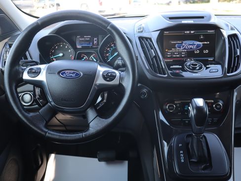 Used 2014 Ford Escape Titanium w/ Equipment Group 401A FWD image 11