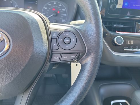 Certified 2025 Toyota Corolla LE FWD image 23