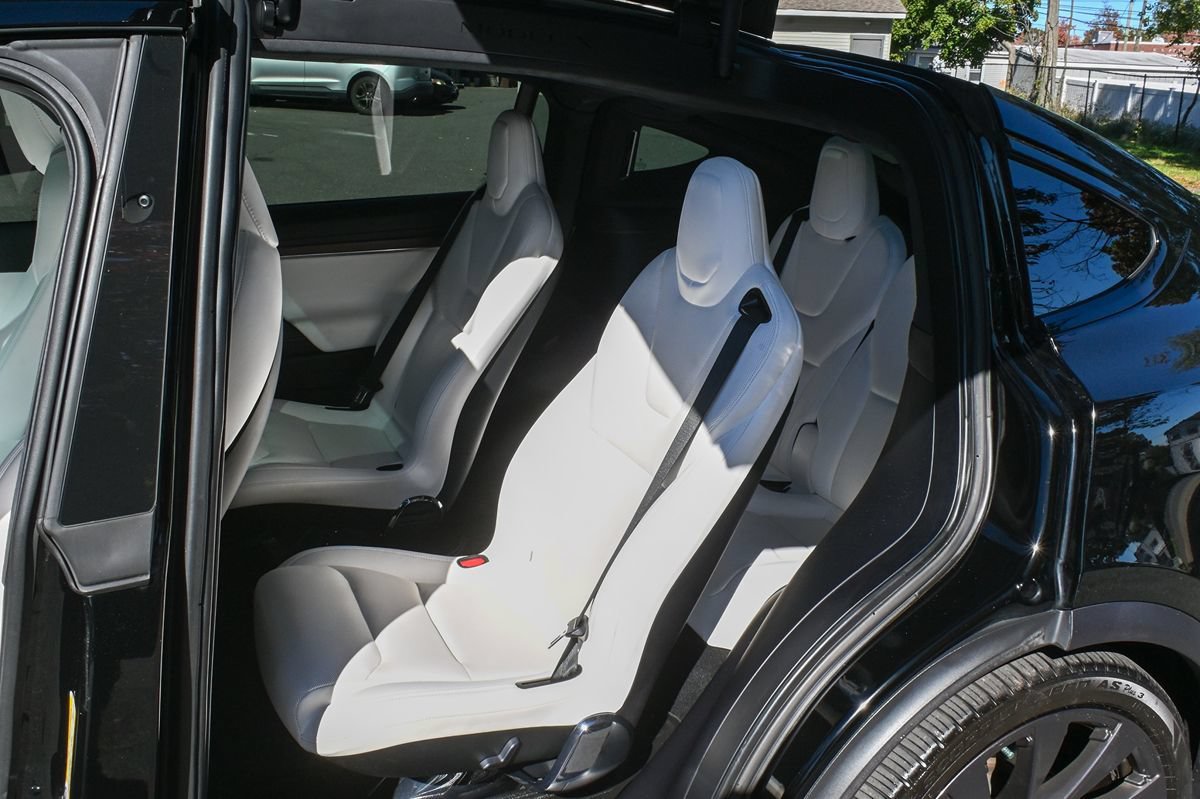 Used 2022 Tesla Model X AWD/4WD image 8