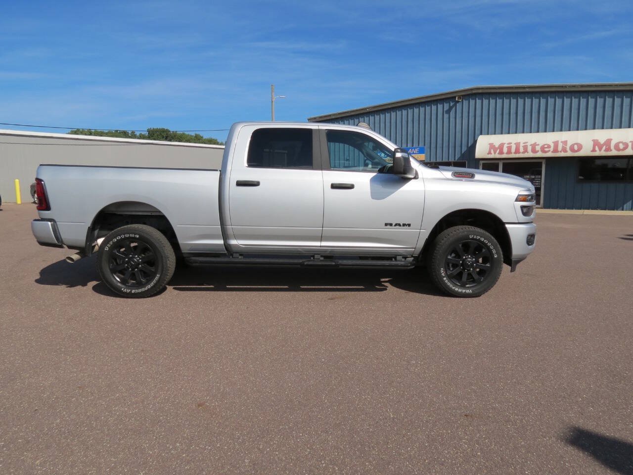Used 2026 RAM 2500 Big Horn AWD/4WD image 30