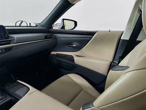 Used 2019 Lexus ES 350 image 26