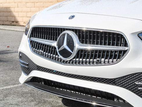 New 2026 Mercedes-Benz C 300 4MATIC Sedan image 5