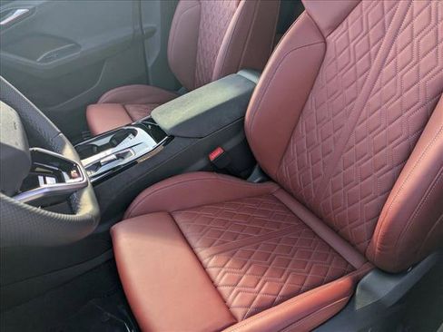 New 2025 Audi SQ6 e-tron Premium Plus image 16