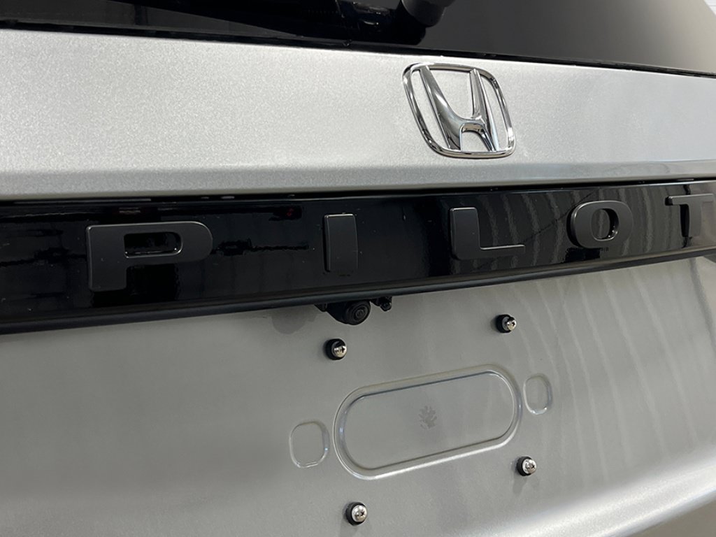 New 2026 Honda Pilot Black Edition image 7