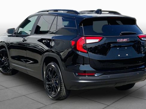 Used 2023 GMC Terrain SLE w/ Driver Convenience Package AWD/4WD image 12