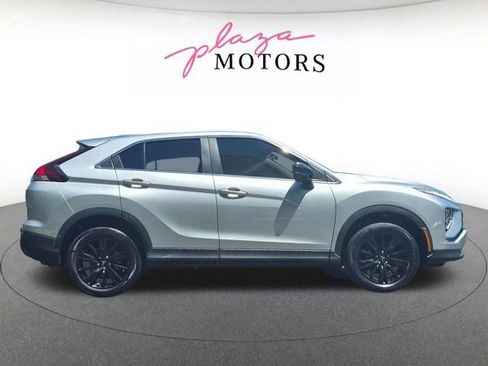 Used 2023 Mitsubishi Eclipse Cross LE AWD/4WD image 4