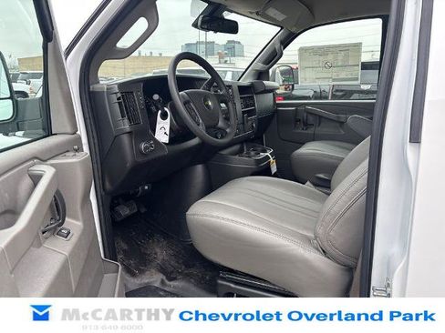 New 2025 Chevrolet Express 3500 RWD 3500 135 w/ Driver Convenience Package image 5