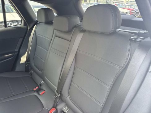 New 2026 Mercedes-Benz GLC 300 image 6