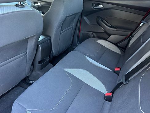 Used 2017 Ford Focus ST FWD image 11