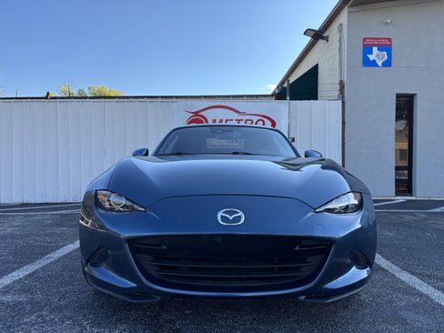 Used 2019 MAZDA MX-5 Miata RF Grand Touring image 11