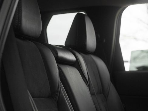 Used 2024 Mitsubishi Outlander SE Black Edition image 47