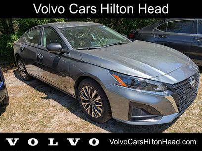 Used 2025 Nissan Altima 2.5 SV