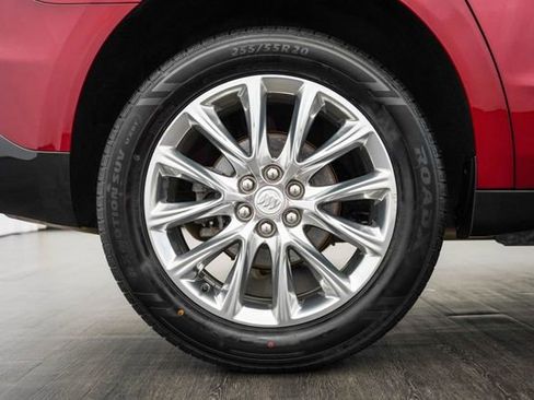 Used 2021 Buick Enclave Essence w/ LPO, Floor Liner Package AWD/4WD image 45