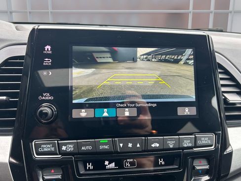 Used 2024 Honda Odyssey Sport image 30