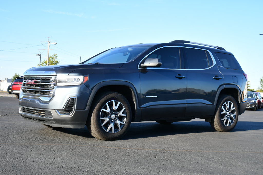 Used 2020 GMC Acadia SLE w/ Driver Convenience Package FWD image 3