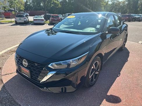 Used 2025 Nissan Sentra SV w/ Trunk Package image 1