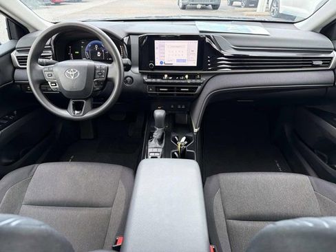 Used 2026 Toyota Camry LE FWD image 21