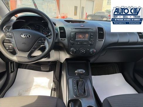 Used 2016 Kia Forte LX FWD image 9