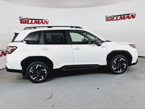 New 2025 Subaru Forester Limited w/ Popular Package image 4