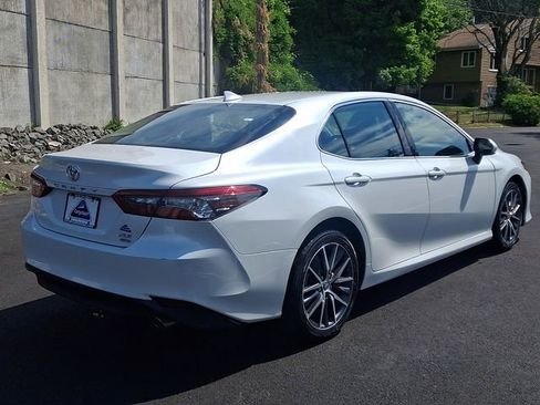 Used 2023 Toyota Camry XLE w/ Cold Weather Package AWD/4WD image 6