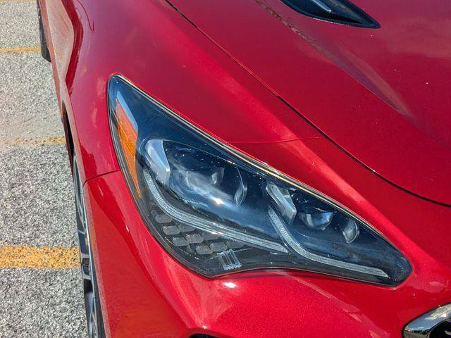 Used 2018 Kia Stinger GT2 AWD/4WD image 10