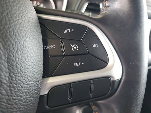 Used 2021 Jeep Compass Latitude AWD/4WD image 24