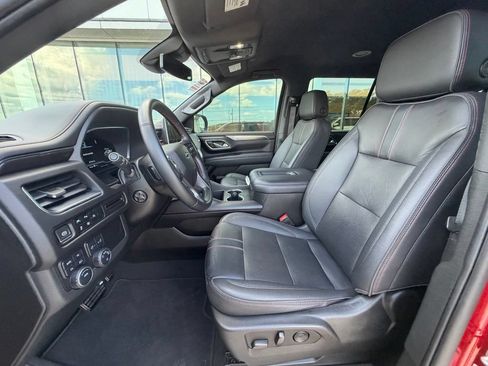 Used 2023 Chevrolet Tahoe RST w/ RST Performance Edition AWD/4WD image 13