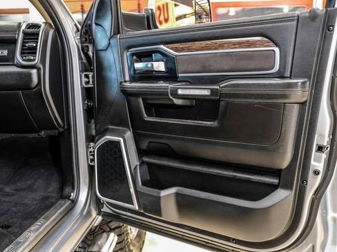 Used 2019 RAM 2500 Laramie image 39