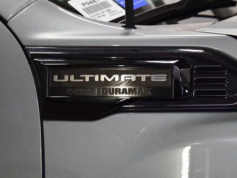 Used 2024 GMC Sierra 3500 Denali Ultimate image 17