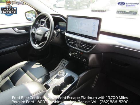 Certified 2025 Ford Escape Platinum AWD/4WD image 22