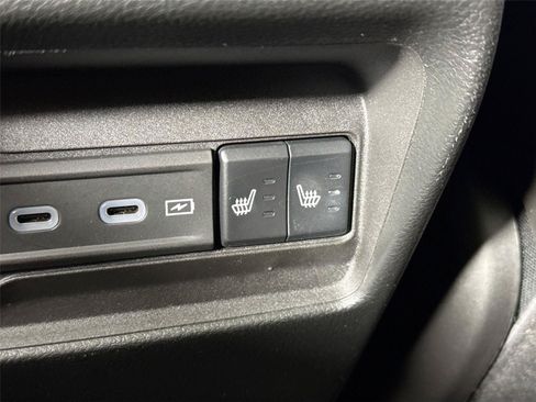 Used 2026 Jeep Grand Cherokee Limited AWD/4WD image 38