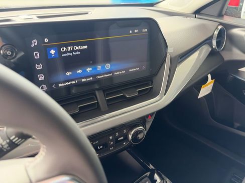 New 2026 Chevrolet Trax LT w/ Driver Confidence Package FWD image 15