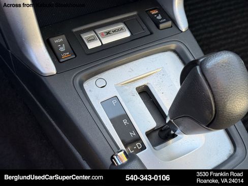 Used 2017 Subaru Forester 2.5i Limited w/ Popular Package #2 image 28