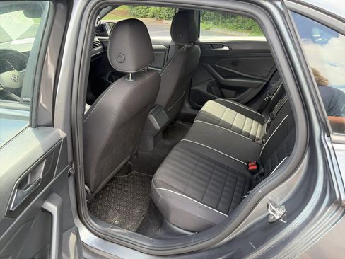 Used 2024 Volkswagen Jetta Sport FWD image 19