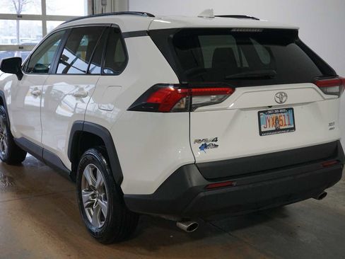 Used 2024 Toyota RAV4 XLE image 4