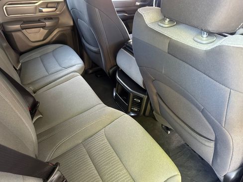 Used 2022 RAM 1500 Big Horn RWD image 32