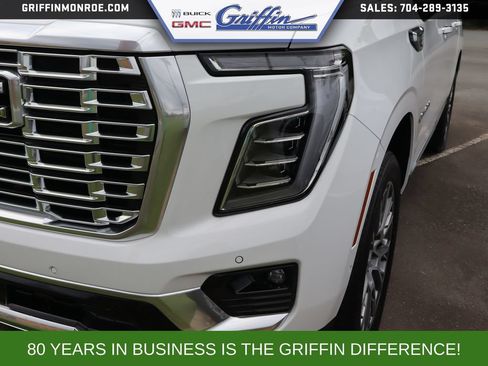 New 2026 GMC Yukon XL Denali w/ Denali Reserve Package AWD/4WD image 7