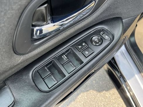 Used 2022 Honda HR-V Sport image 17